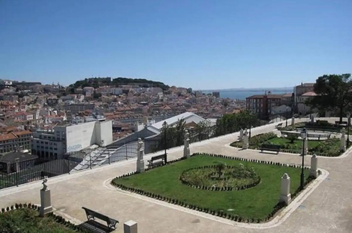 The Luxurious 3Bedroom Apartment In Principe Real - 3D Lisbon Exterior photo